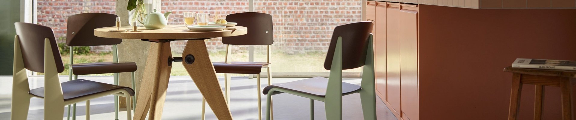 Vitra tafels