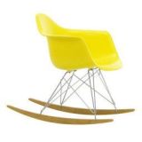 Eames RAR schommelstoel esdoorn goud onderstel, sunlight