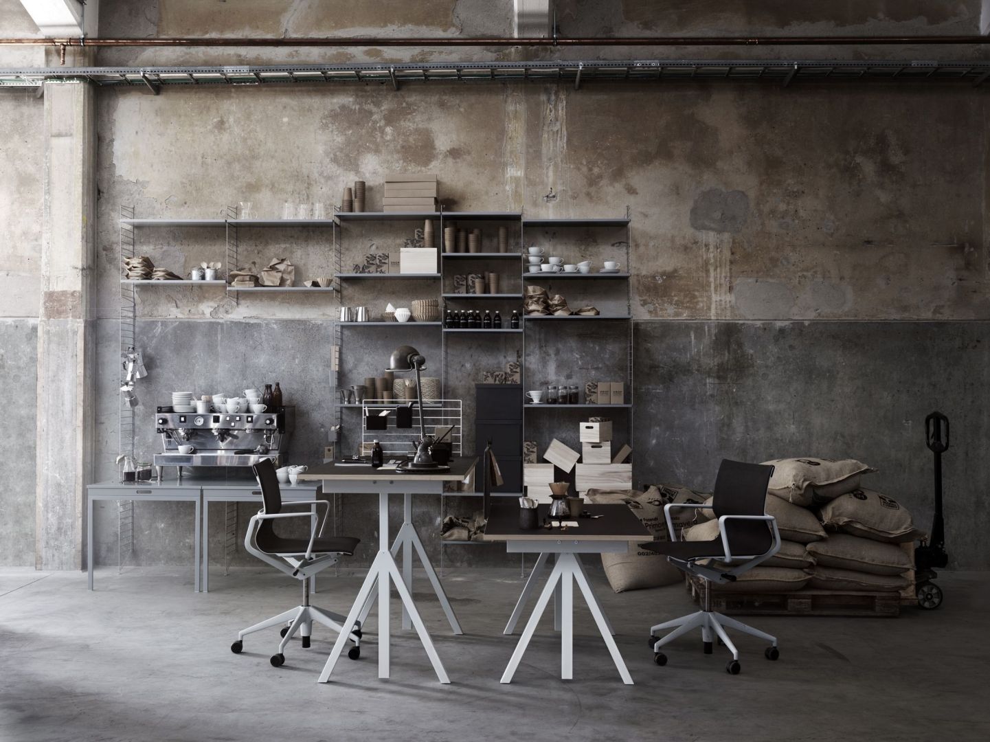 Werkplek Werkplek inspiratiefoto met String Furniture Bureautafels