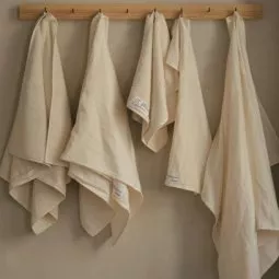 Heavy Towel handdoek 70x140 Pale Yellow