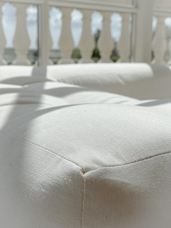 Gallery image for position 4