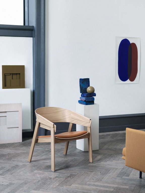 Gallery image for position 4